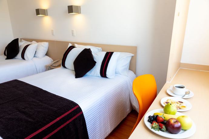 Imagen de la habitación del Hotel One Irapuato. Foto 11