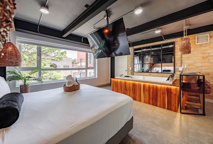 Imagen de la habitación del Hotel One Laureles. Foto 2