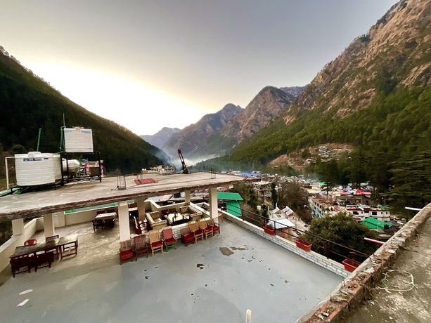 Imagen del bar/restaurante del Hotel One Light Stays - Kasol. Foto 2