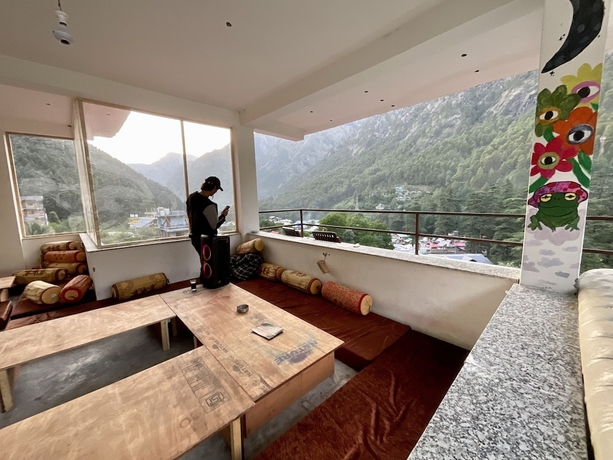 Imagen del bar/restaurante del Hotel One Light Stays - Kasol. Foto 3