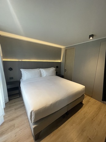 Imagen de la habitación del Hotel One Manquehue. Foto 19