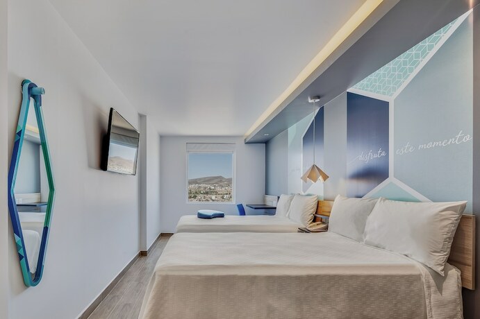 Imagen de la habitación del Hotel One Mazatlán. Foto 16