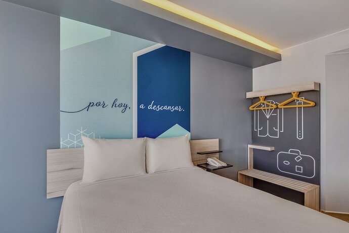 Imagen de la habitación del Hotel One Mazatl&aacute;n, MAZATLAN. Foto 18