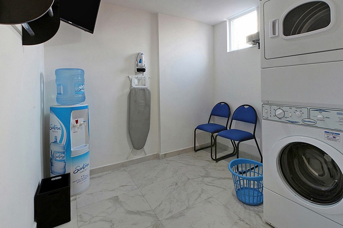 Imagen de los interiores del Hotel One Monterrey Tecnologico. Foto 12