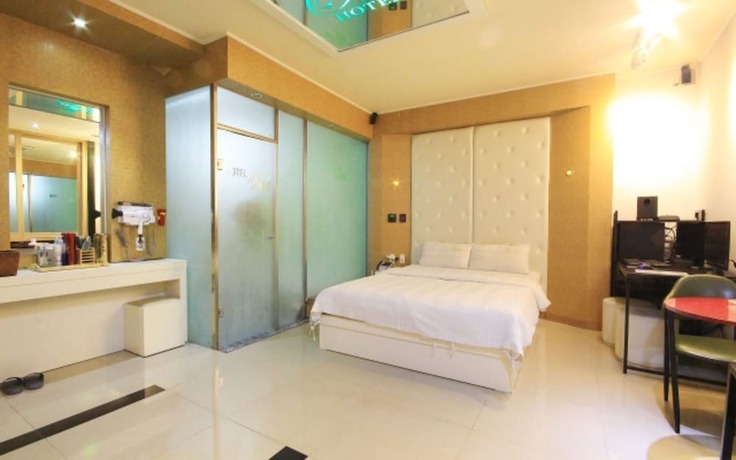 Imagen de la habitación del Hotel One Motel. Foto 11