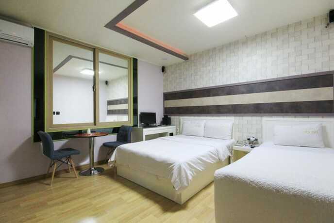 Imagen de la habitación del Hotel One Motel. Foto 14
