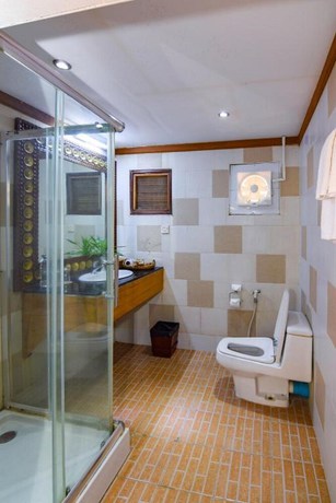 Imagen de la habitación del Hotel One Myanmar Resort Pathein. Foto 5