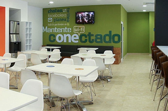 Imagen del bar/restaurante del Hotel One Oaxaca Centro. Foto 5