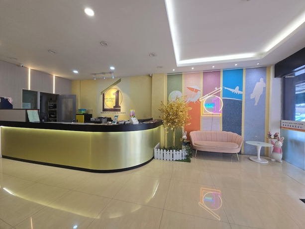 Imagen de los interiores del Hotel One Point Inn King Centre. Foto 16