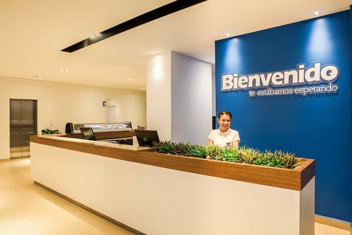 Imagen general del Hotel One Puebla Serdan. Foto 12