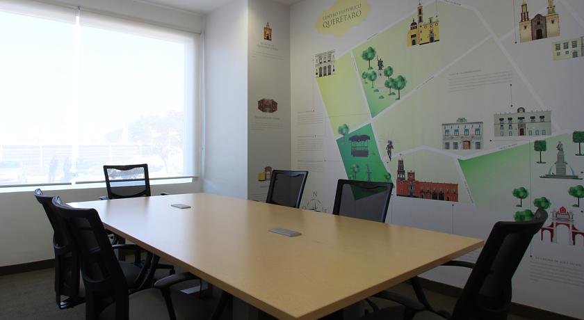 Imagen de los interiores del Hotel One Quer&eacute;taro Centro Sur. Foto 5