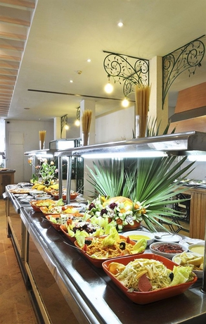 Imagen del bar/restaurante del Hotel One Resort Premium Hammamet. Foto 2