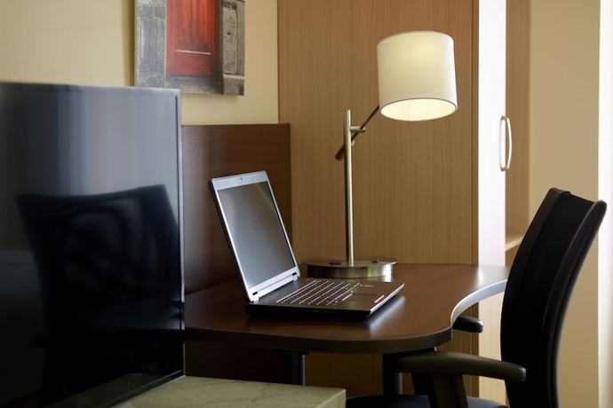 Imagen de la habitación del Hotel One Saltillo Aeropuerto. Foto 6