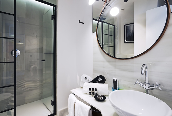 Imagen de la habitación del Hotel One Shot Conde Torrejón. Foto 14