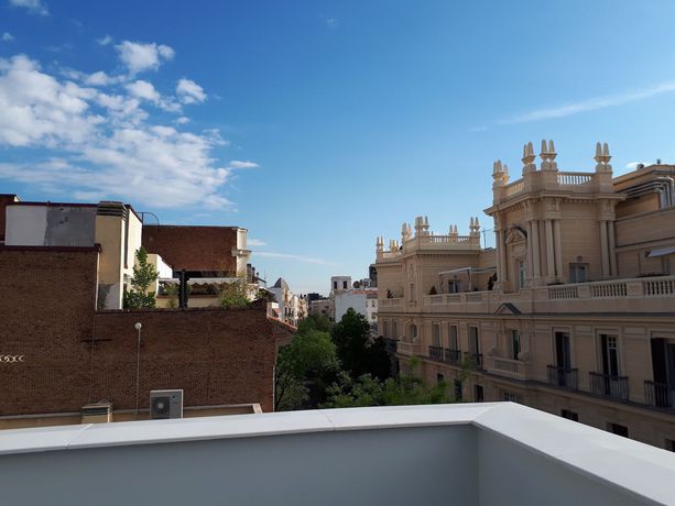 Imagen de los exteriores del Hotel One Shot Fortuny 07. Foto 11