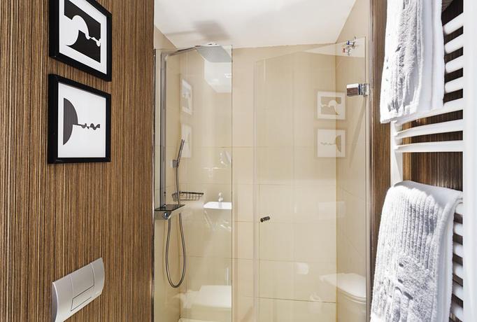 Imagen de la habitación del Hotel One Shot Luchana 22. Foto 7