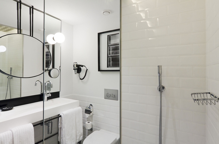 Imagen de la habitación del Hotel One Shot Palacio Reina Victoria 04. Foto 11