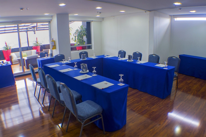 Imagen de los interiores del Hotel One Sixteen. Foto 10