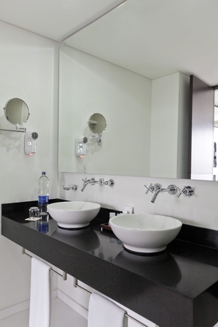 Imagen de la habitación del Hotel One Sixteen. Foto 5