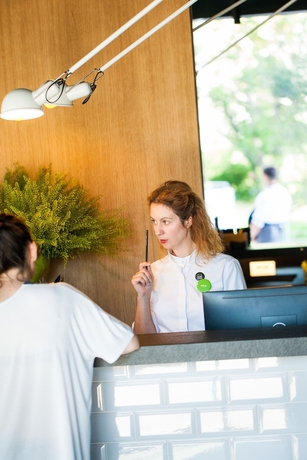 Imagen de los interiores del Hotel One Suite. Foto 19