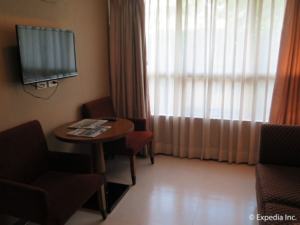 Imagen de la habitación del Hotel One Tagaytay Place. Foto 12