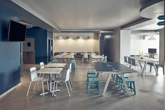 Imagen del bar/restaurante del Hotel One Tijuana Otay. Foto 15