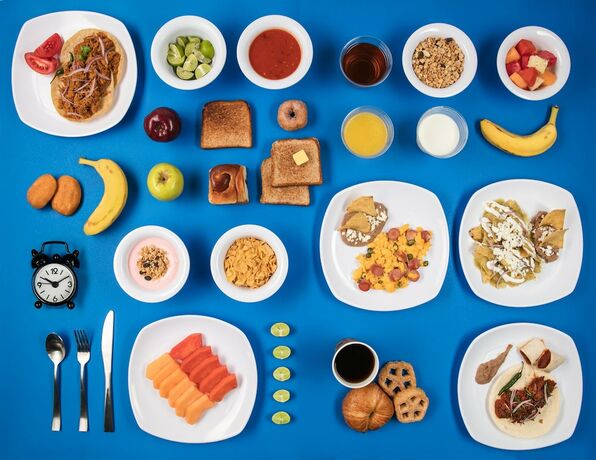 Imagen del bar/restaurante del Hotel One Tijuana Otay. Foto 16