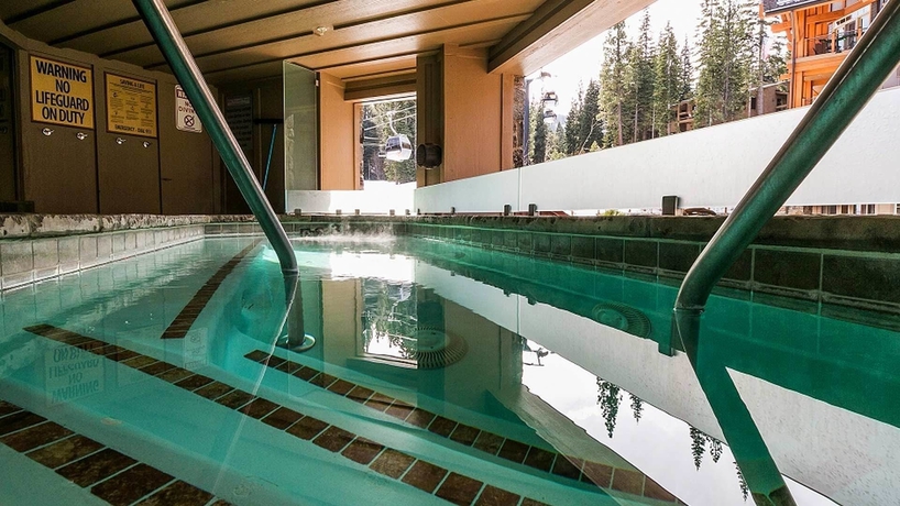 Imagen de los exteriores del Hotel One Village Place by Vacation Club Rentals. Foto 13