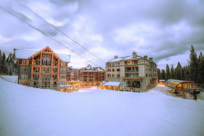 Imagen de los exteriores del Hotel One Village Place by Vacation Club Rentals. Foto 14