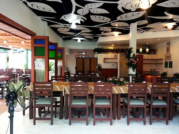 Imagen del bar/restaurante del Hotel One Wan Resort. Foto 8