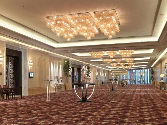 Imagen de los interiores del Hotel One World. Foto 17