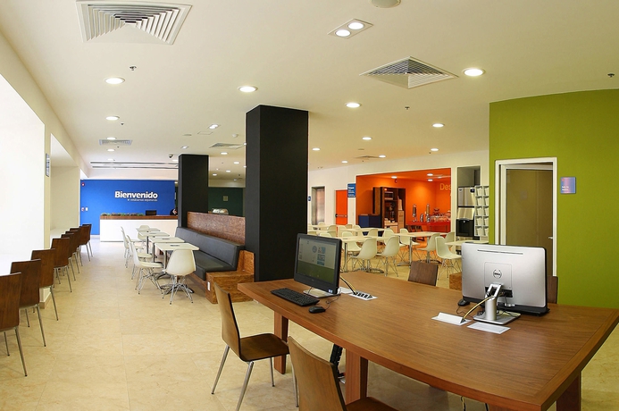 Imagen de los interiores del Hotel One Xalapa Las Animas. Foto 10
