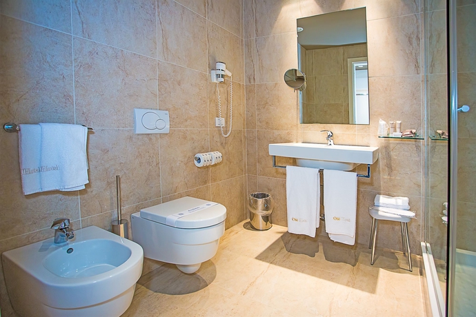 Imagen de la habitación del Hotel One and Restaurant. Foto 8