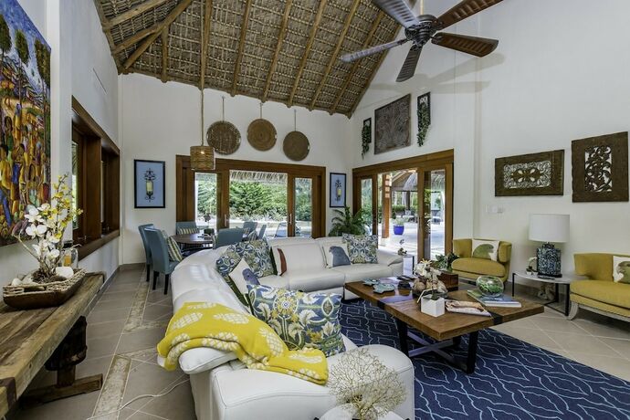 Imagen general del Hotel One of the Best Cap Cana Villas for Rent Large Pool Jacuzzi Chef Maid. Foto 3