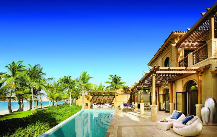 Imagen de la piscina del Hotel Oneandonly The Palm. Foto 19