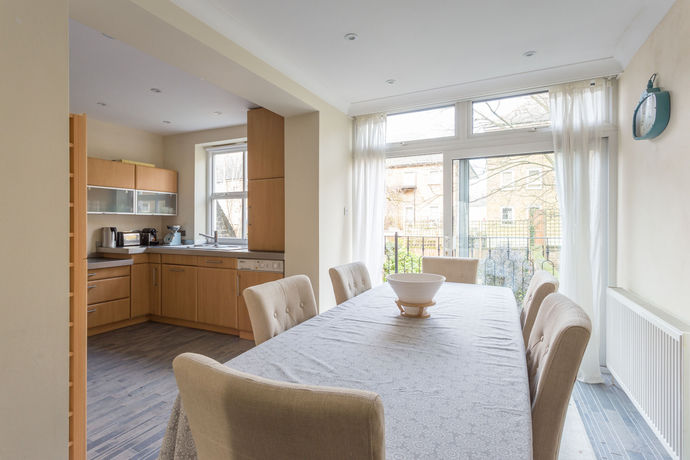 Imagen de la habitación del Hotel Onefinestay - Holland Park Private Homes. Foto 2