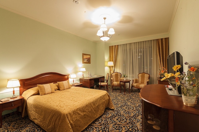 Imagen de la habitación del Hotel Onegin. Foto 2