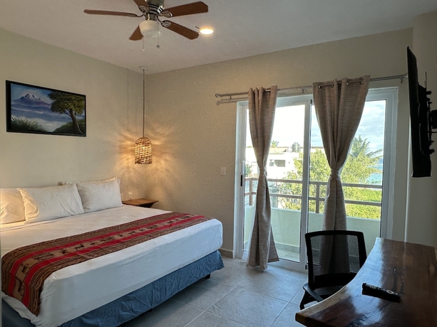 Imagen de la habitación del Hotel Oneiro Suites. Foto 4