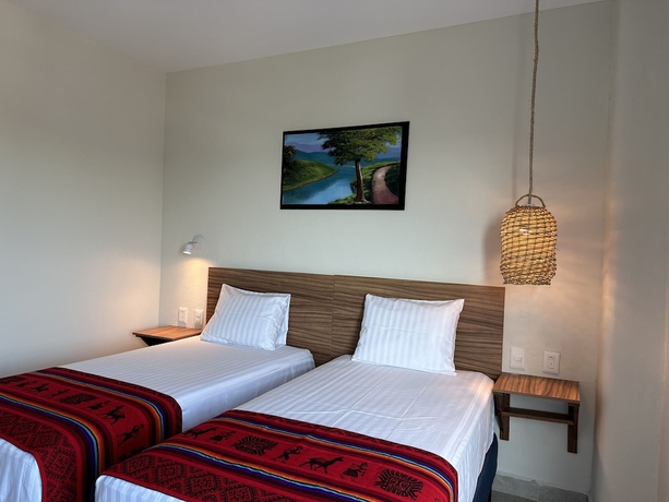 Imagen de la habitación del Hotel Oneiro Suites. Foto 5
