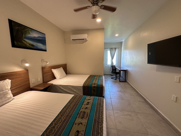 Imagen de la habitación del Hotel Oneiro Suites. Foto 17