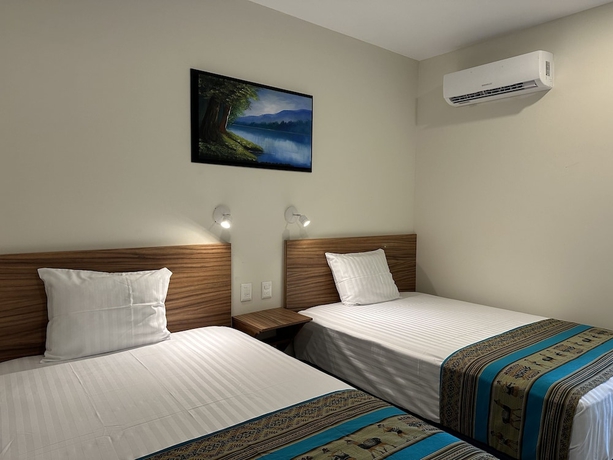 Imagen de la habitación del Hotel Oneiro Suites. Foto 18
