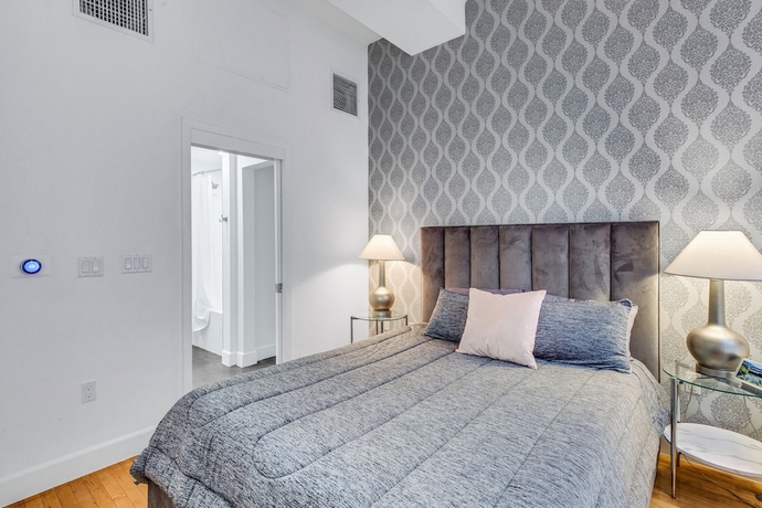 Imagen de la habitación del Hotel Oneluxstay At Hwh La Downtown. Foto 13