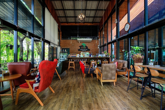 Imagen del bar/restaurante del Hotel Onesook Resort Sukhothai. Foto 6