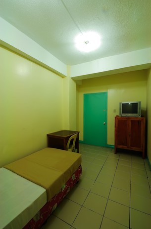 Imagen de la habitación del Hotel Ong Bun Pension House. Foto 2