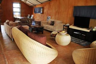 Imagen de los interiores del Hotel Ongula Village Homestead Lodge. Foto 19