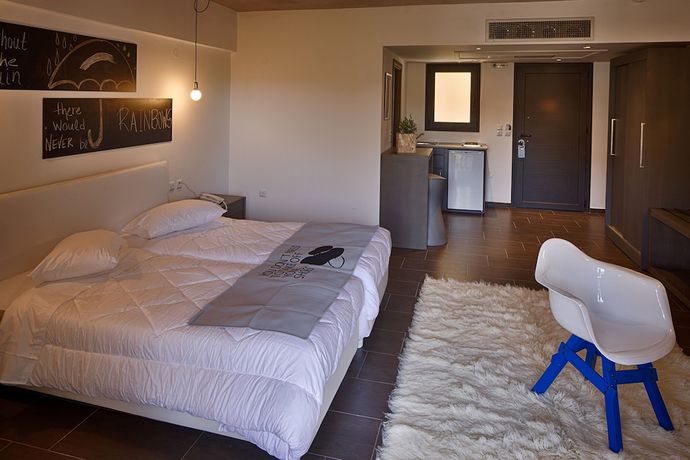 Imagen de la habitación del Hotel Oniropetra Boutique. Foto 4