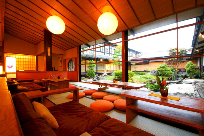 Imagen de los interiores del Hotel Onishiya Suishoen. Foto 12