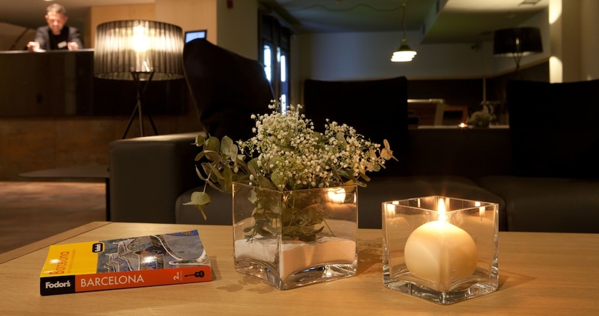 Imagen de los interiores del Hotel Onix Fira. Foto 13