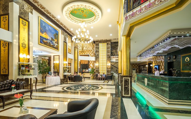 Imagen de los interiores del Hotel Onkel Resort. Foto 10