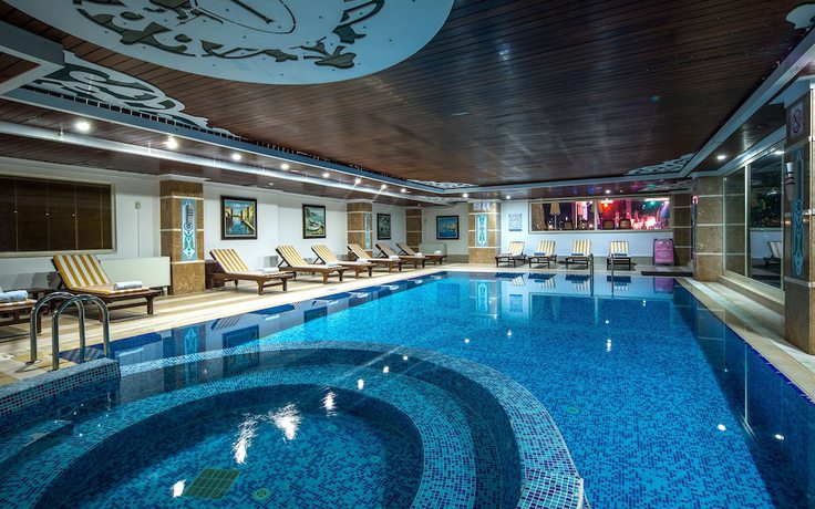Imagen de la piscina del Hotel Onkel Resort. Foto 19